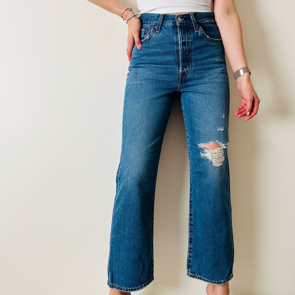 New Levi's premium Ribcage Straight Ankle Jeans denim blue distressed